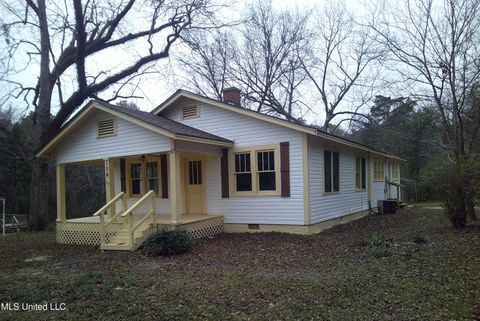 MLS: 4100947