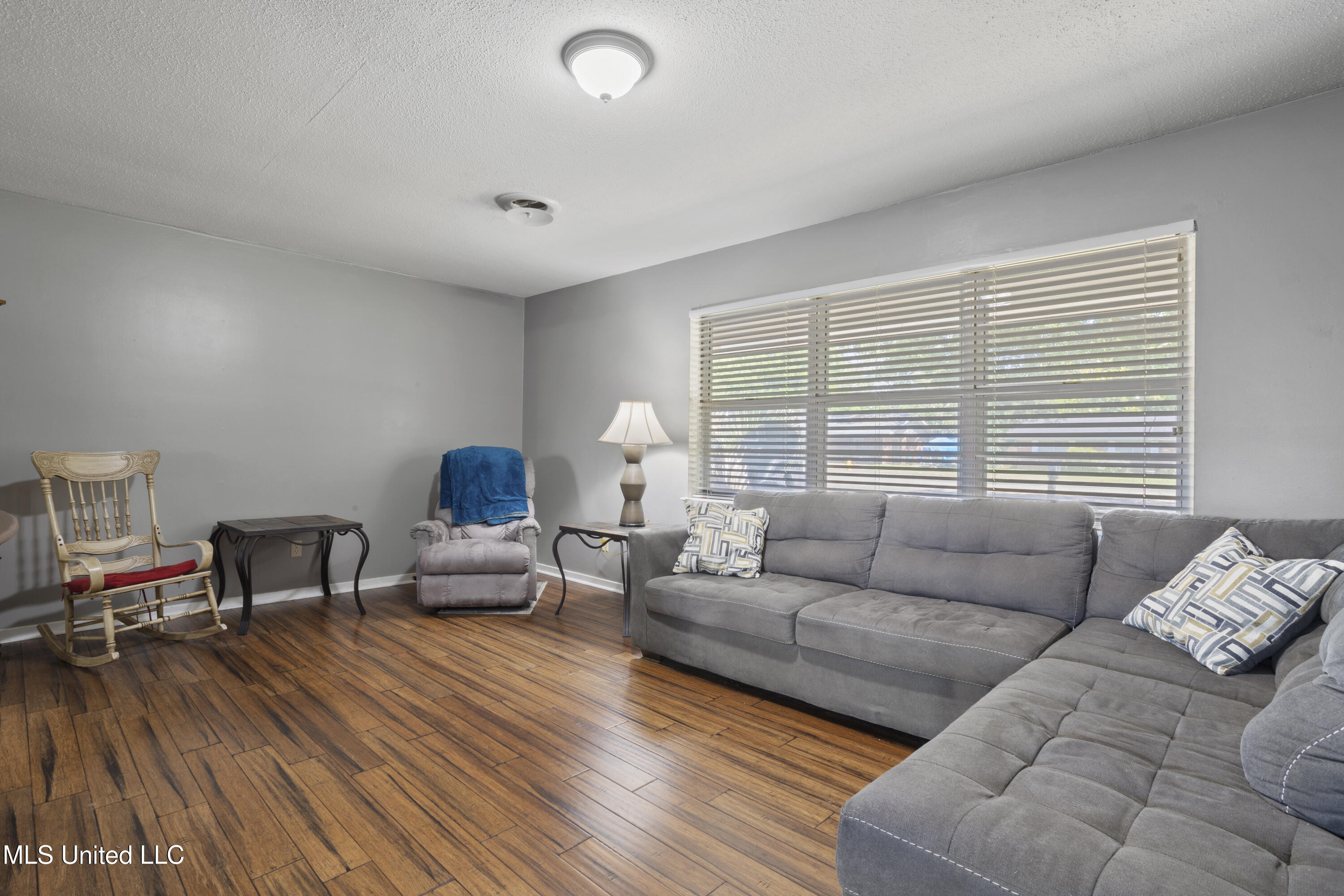 2208 Popps Ferry Road, Biloxi, Mississippi image 4