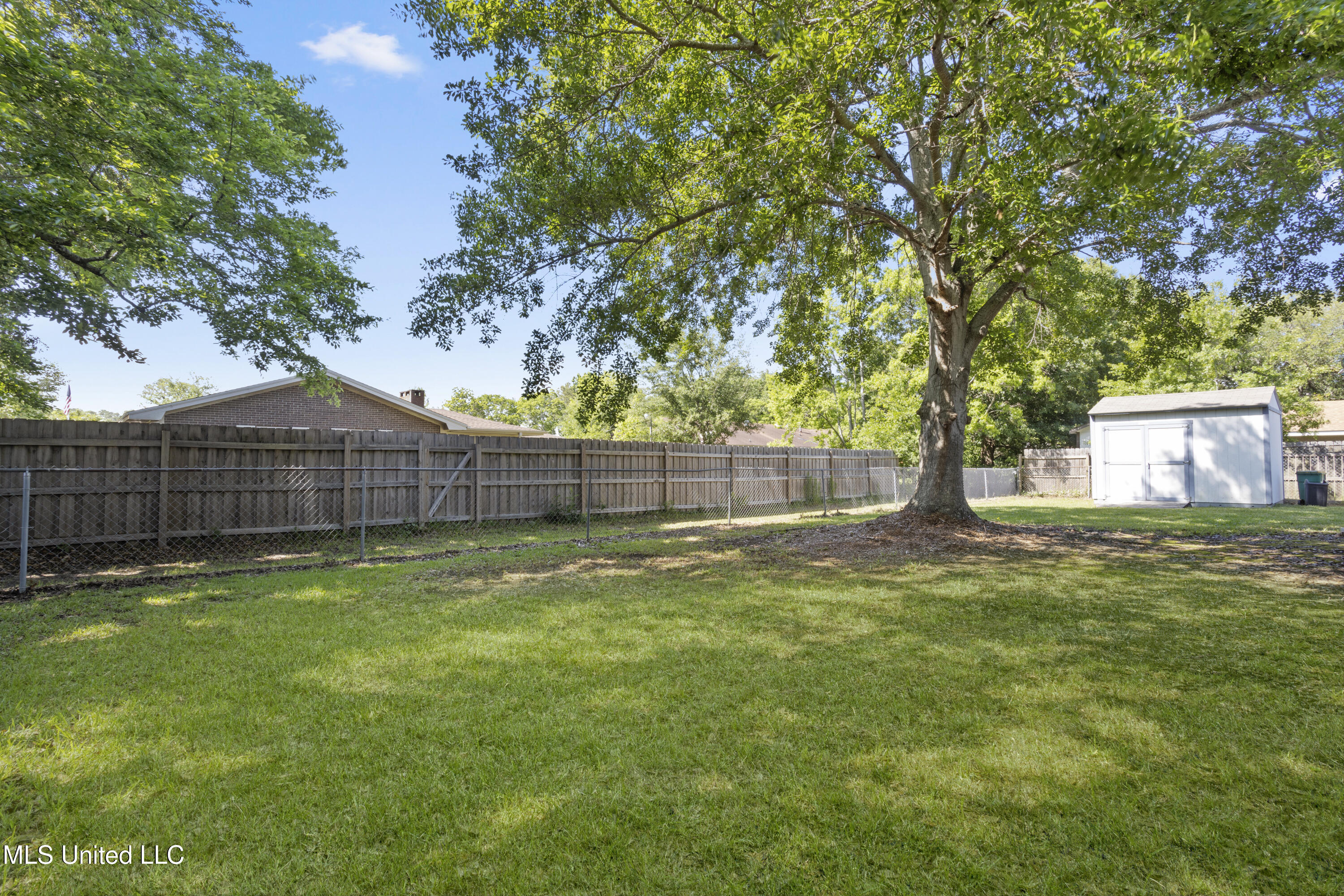 2208 Popps Ferry Road, Biloxi, Mississippi image 26