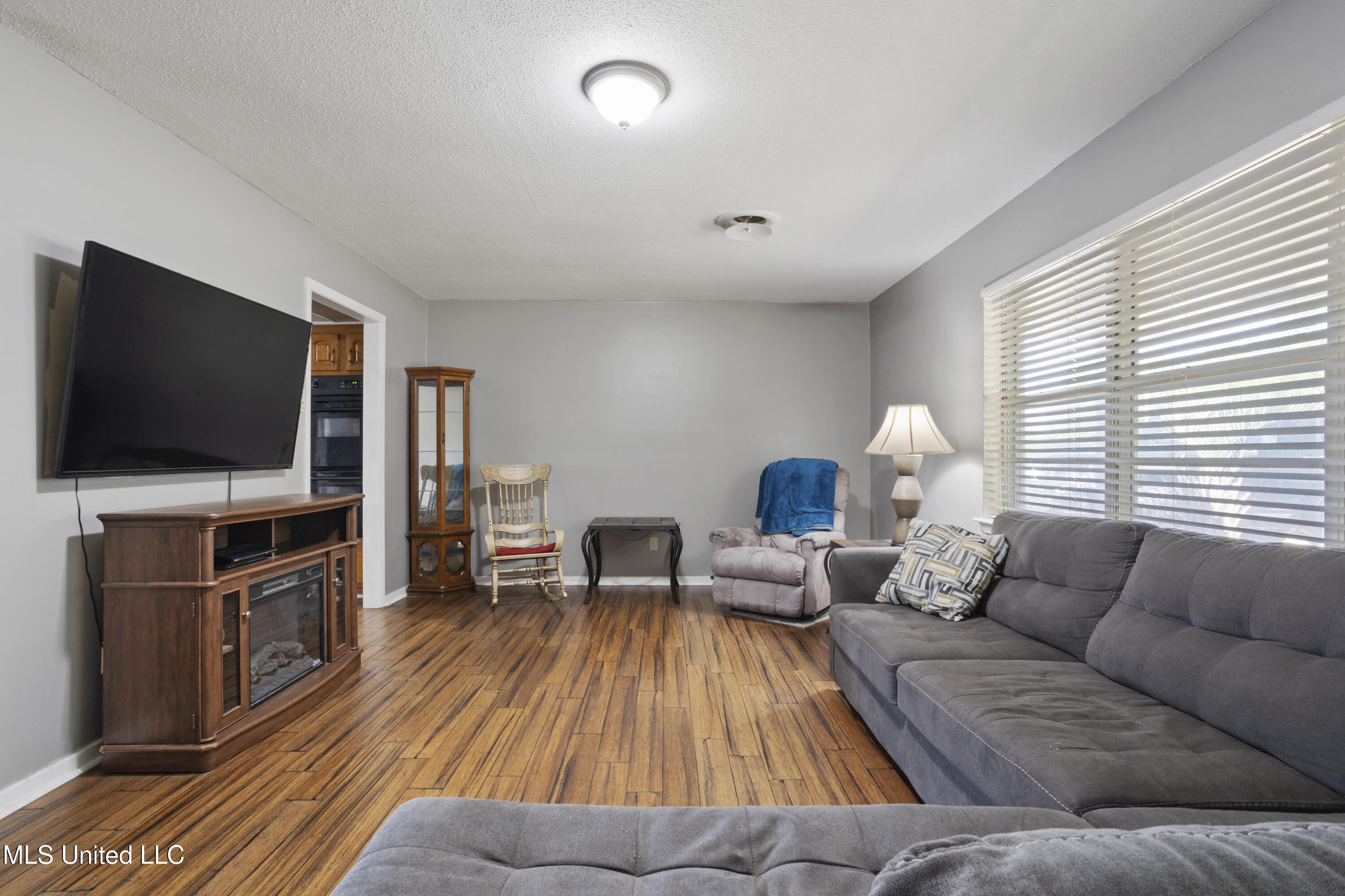 2208 Popps Ferry Road, Biloxi, Mississippi image 5