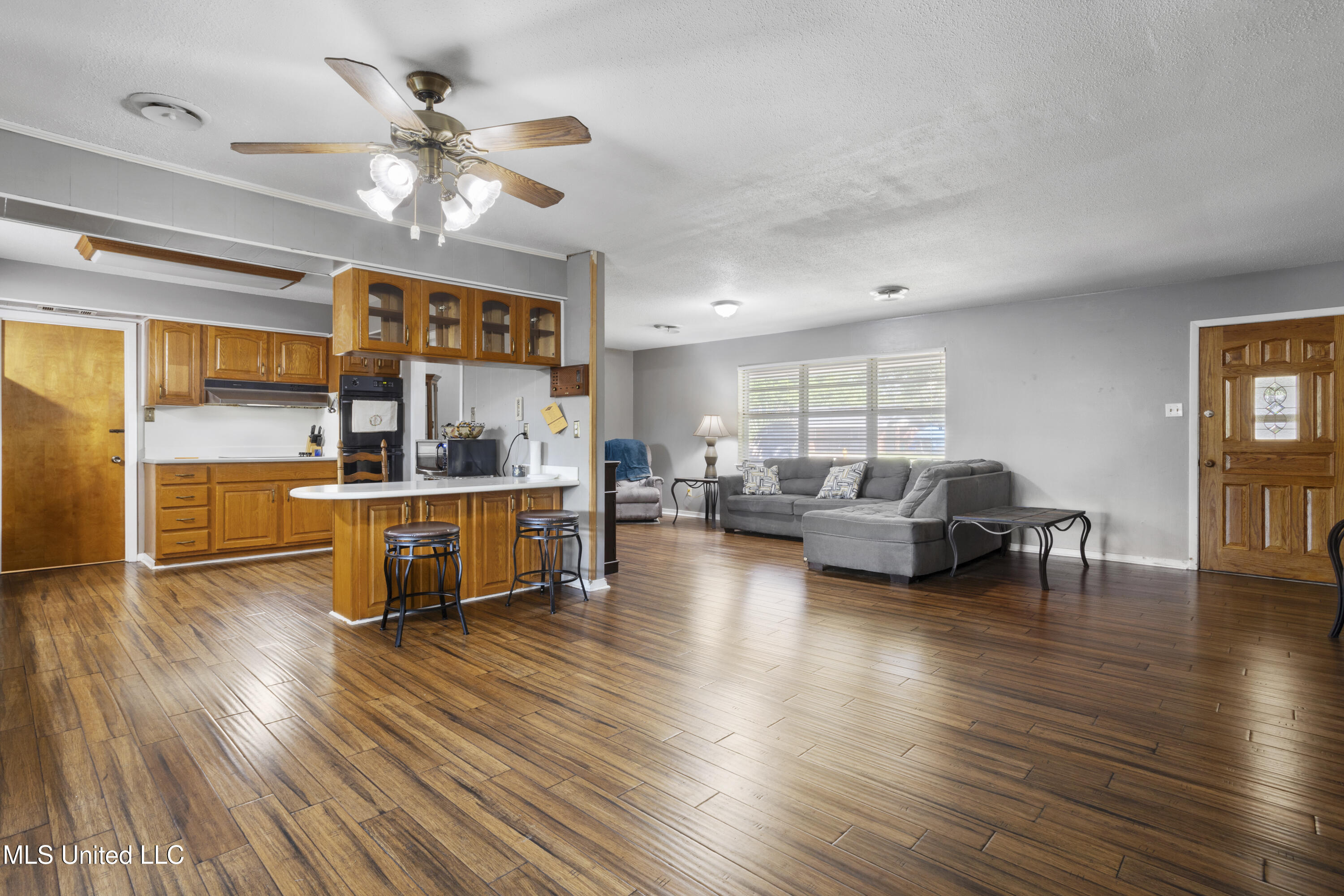 2208 Popps Ferry Road, Biloxi, Mississippi image 13