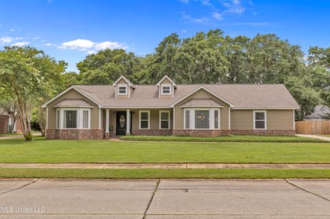 Single Family Residence in Ocean Springs MS 3805 Cabildo Place.jpg