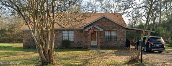 1010 MAIN ST, WESSON, MS 39191 - Image 0f100490f930b9a7a3adaa802409b7c8/367690679