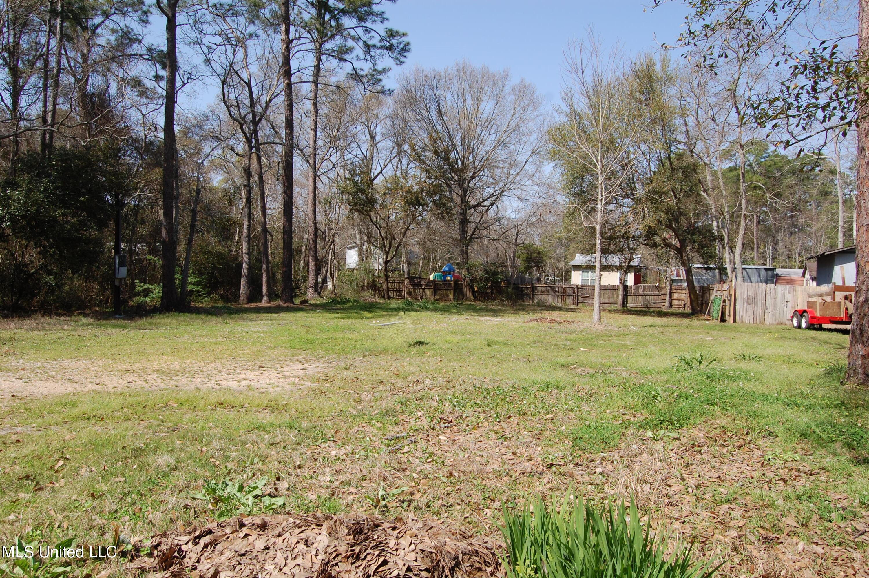 8420 Elm Avenue, Ocean Springs, Mississippi image 1