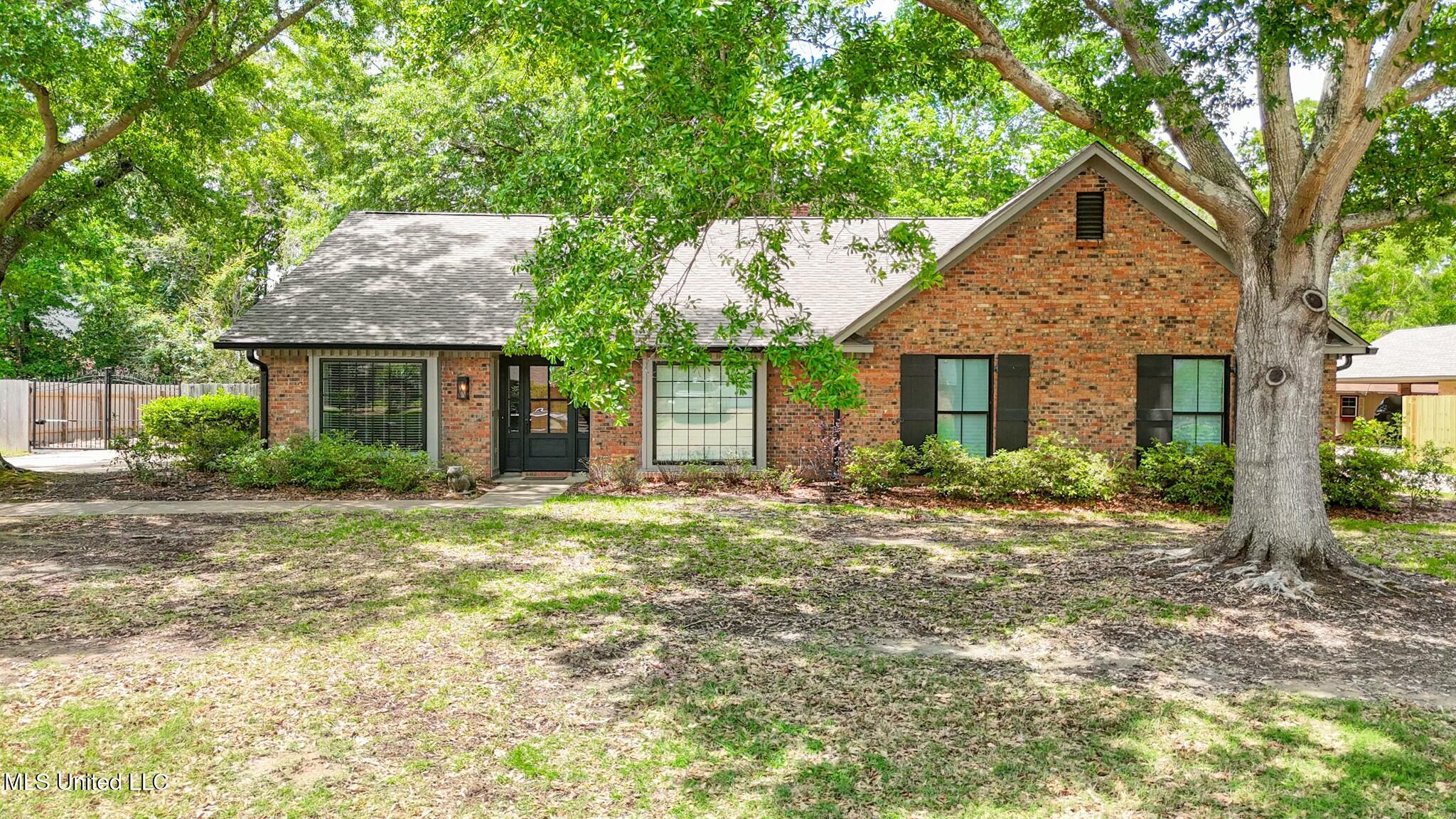 115 Westlake Drive, Brandon, Mississippi image 1