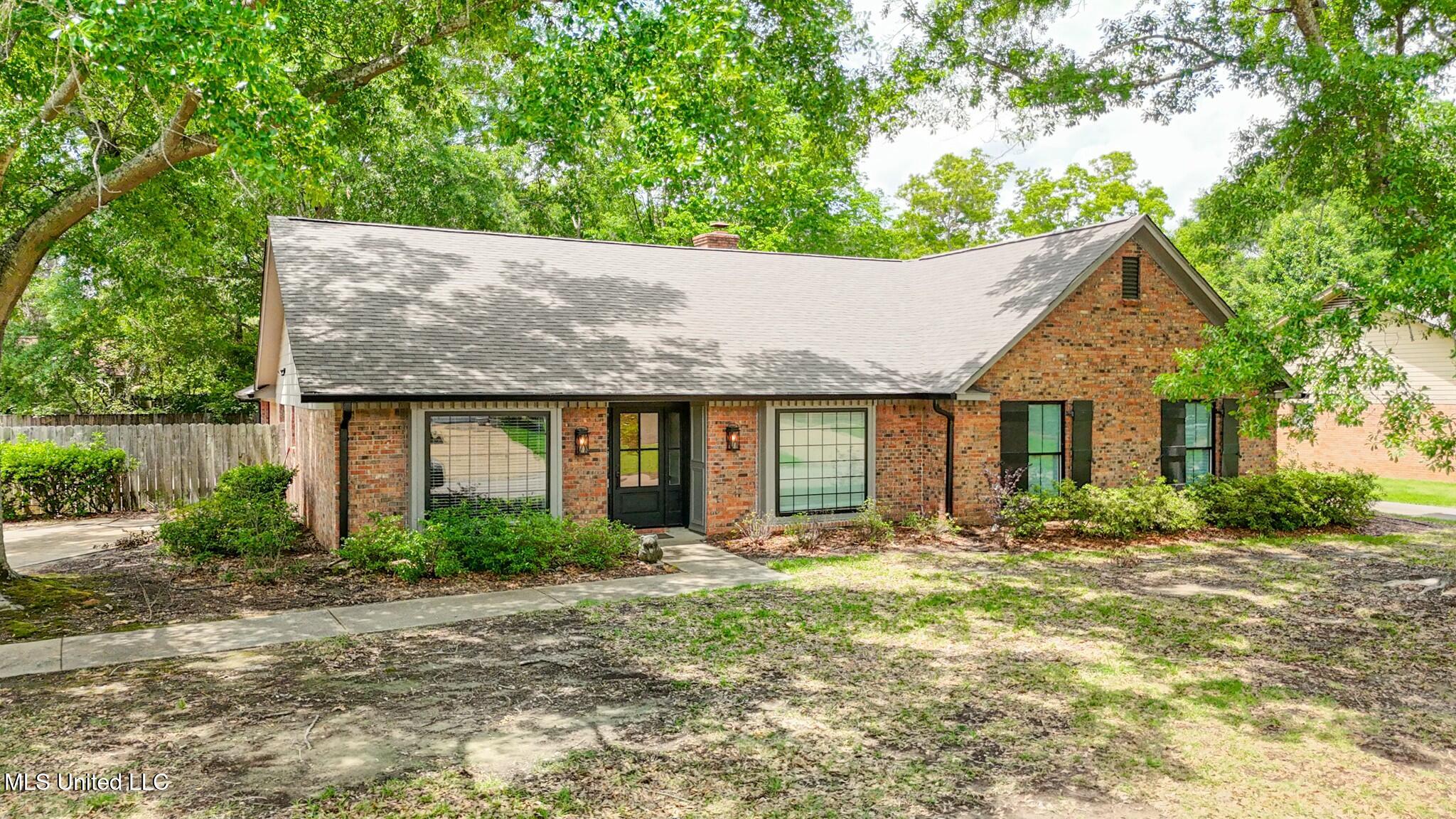 115 Westlake Drive, Brandon, Mississippi image 2