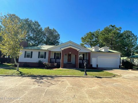 Homes For Sale - 112 Ashwood Drive<br/> Oktibbeha County, Starkville, MS 39759