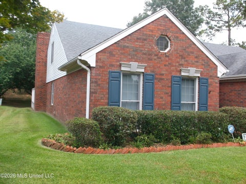 Condo For Sale - 108 Woodland Ridge Drive<br/> McComb, MS 39648