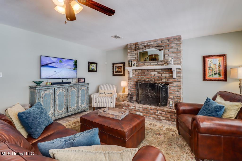 19027 Red Bud Drive, Long Beach, Mississippi image 18