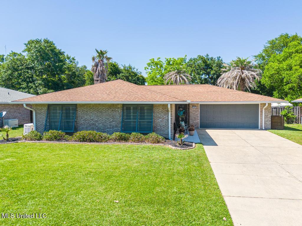 19027 Red Bud Drive, Long Beach, Mississippi image 37