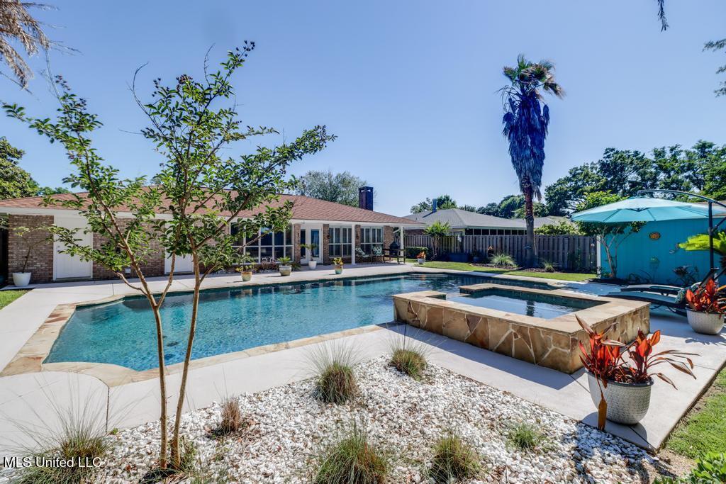 19027 Red Bud Drive, Long Beach, Mississippi image 4