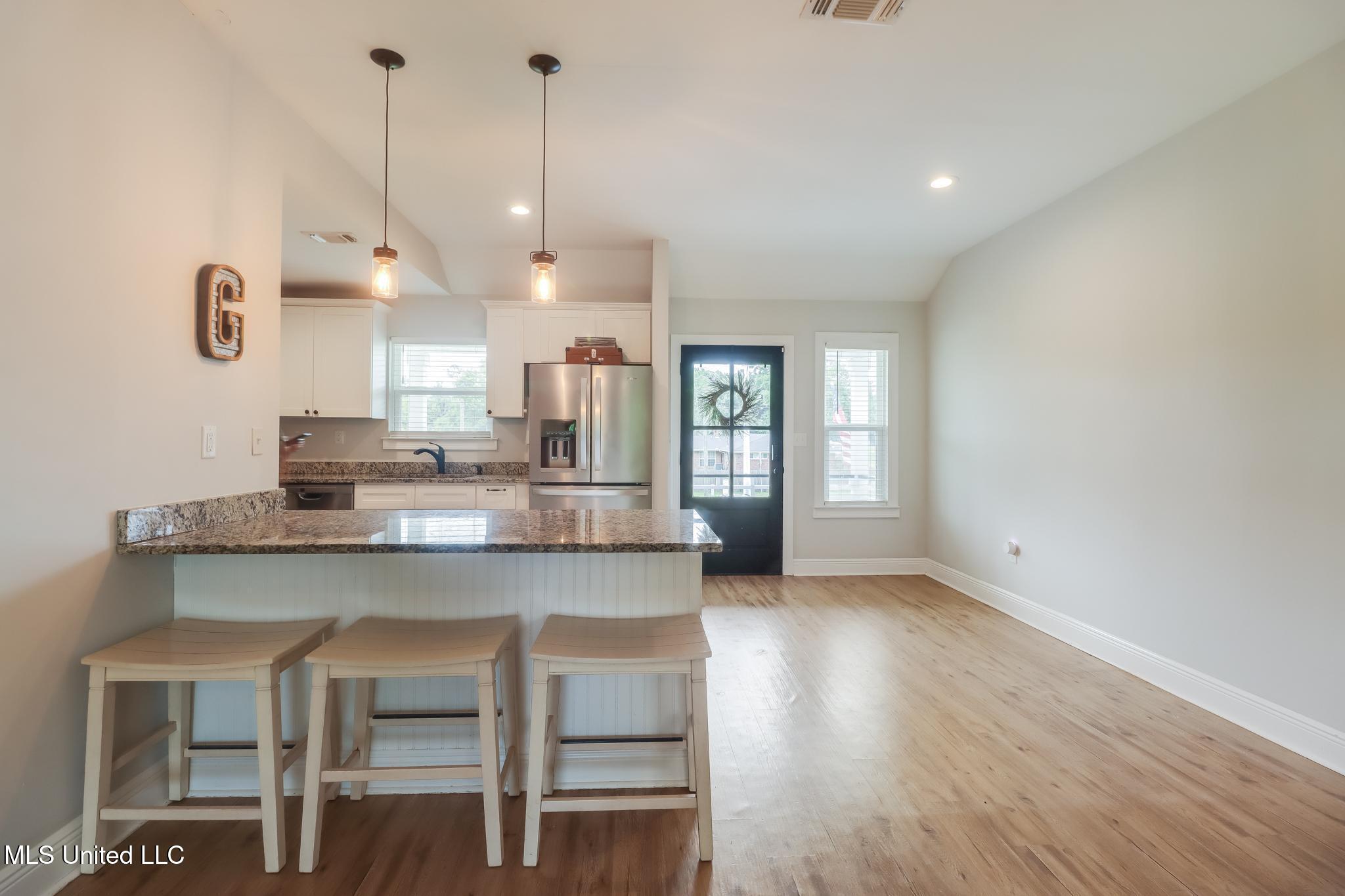 3927 Washington Avenue, Gulfport, Mississippi image 10