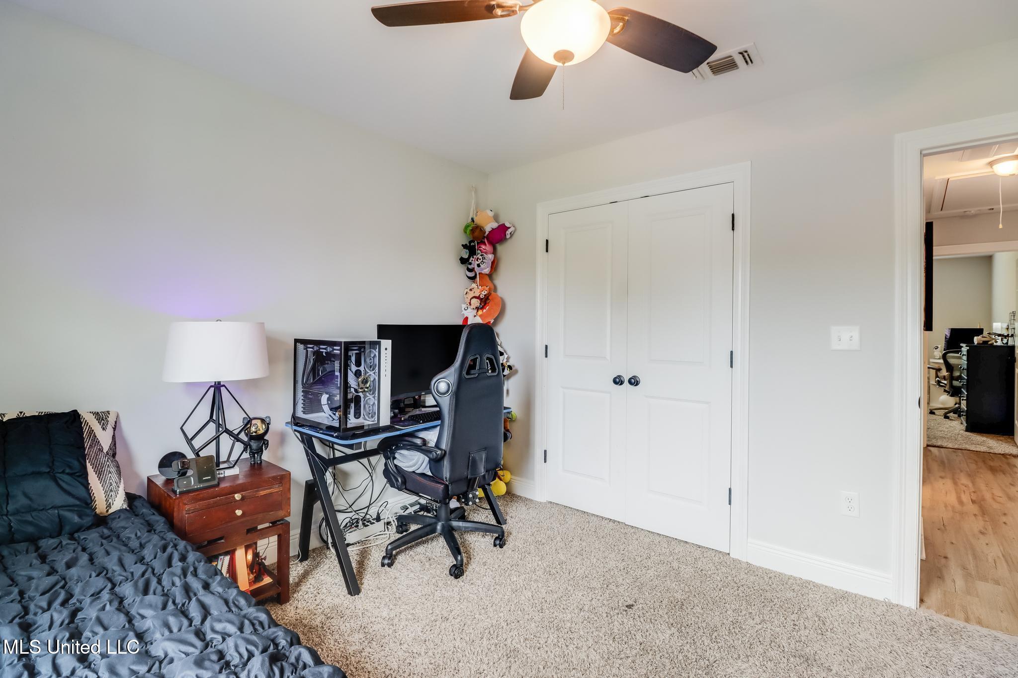 3927 Washington Avenue, Gulfport, Mississippi image 16