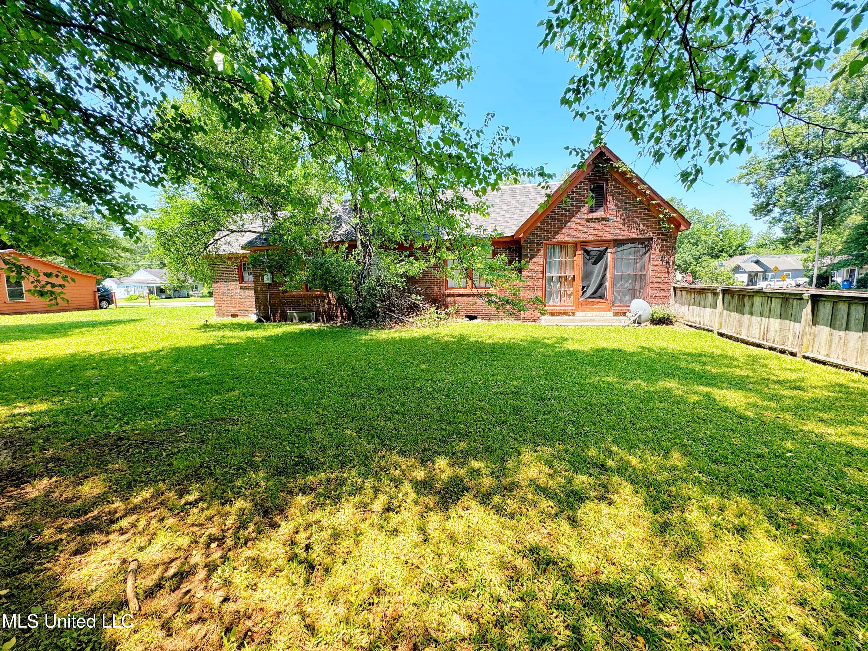 340 Elm Avenue, Clarksdale, Mississippi image 13