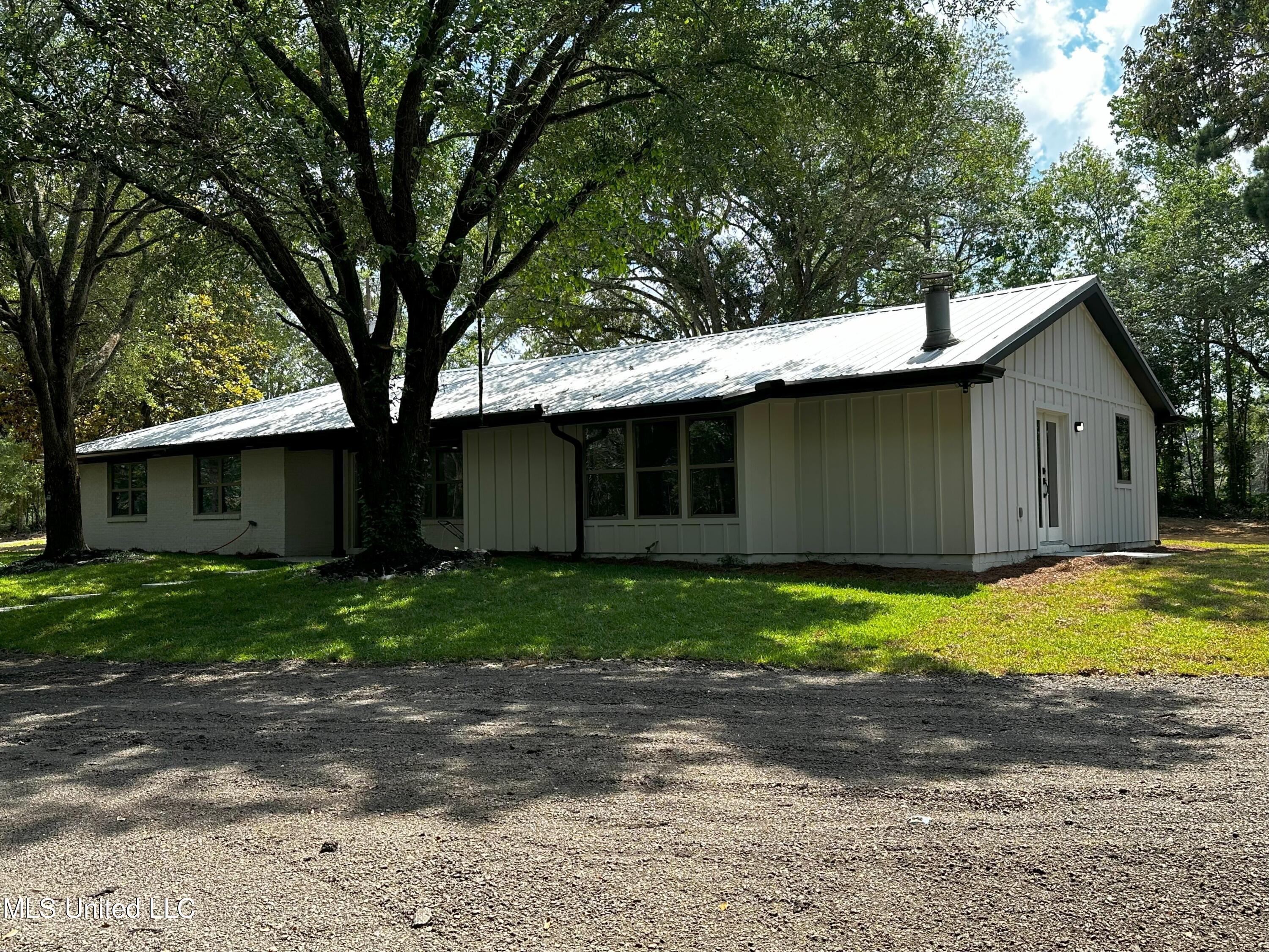 755 Liberty Road, Picayune, Mississippi image 3