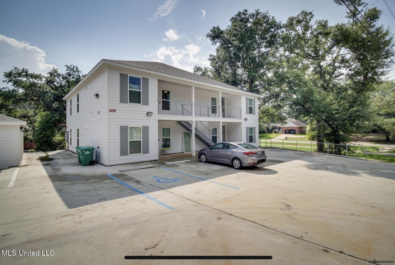 776 Moanalua Way #UN102, Diamondhead, Mississippi image 1