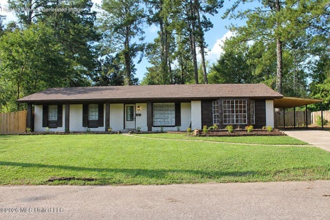 Homes For Sale - 1967 Teakwood Drive<br/> Jackson, MS 39212