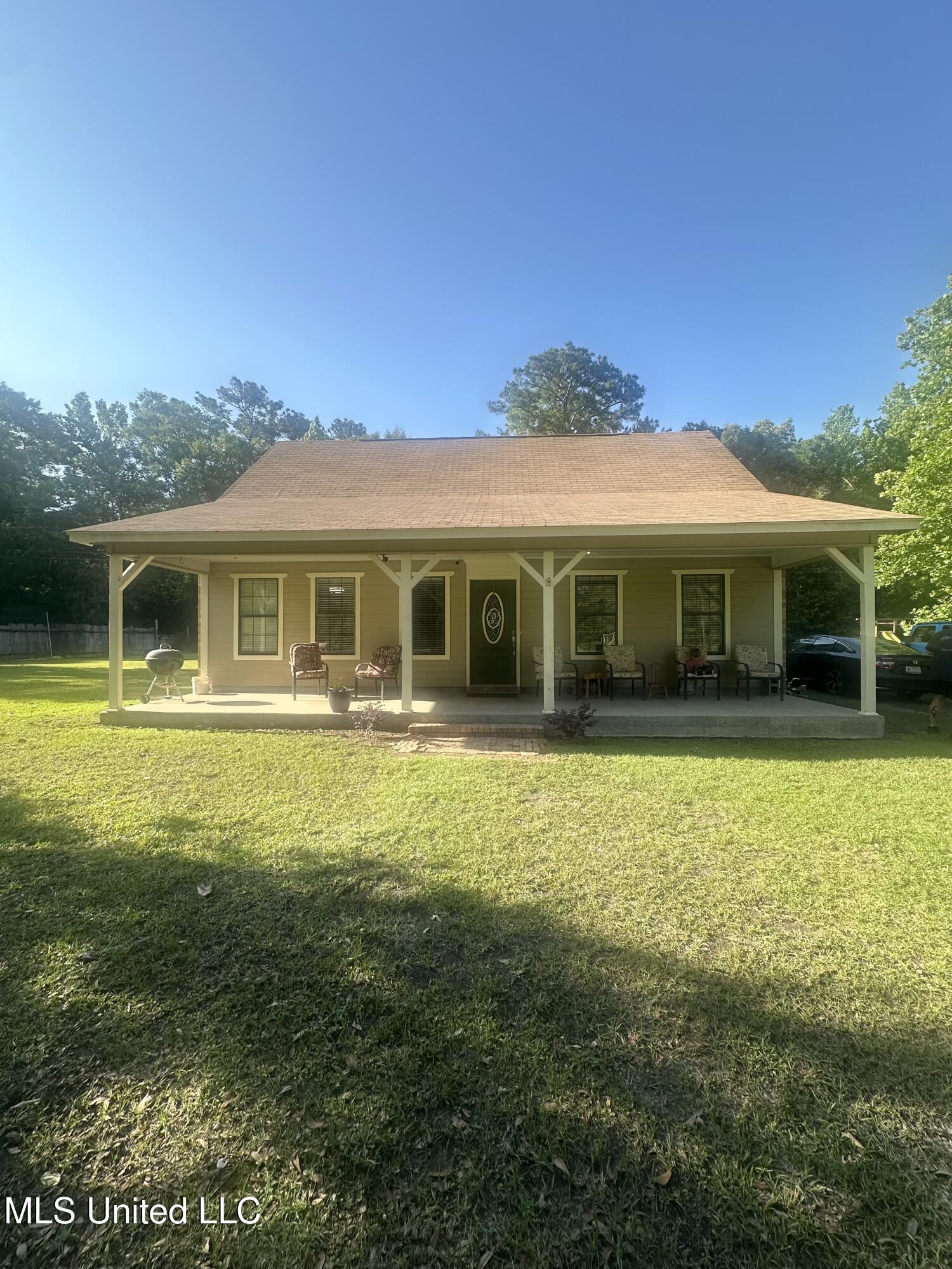 22301 Cap Johnson Road, Moss Point, Mississippi image 2