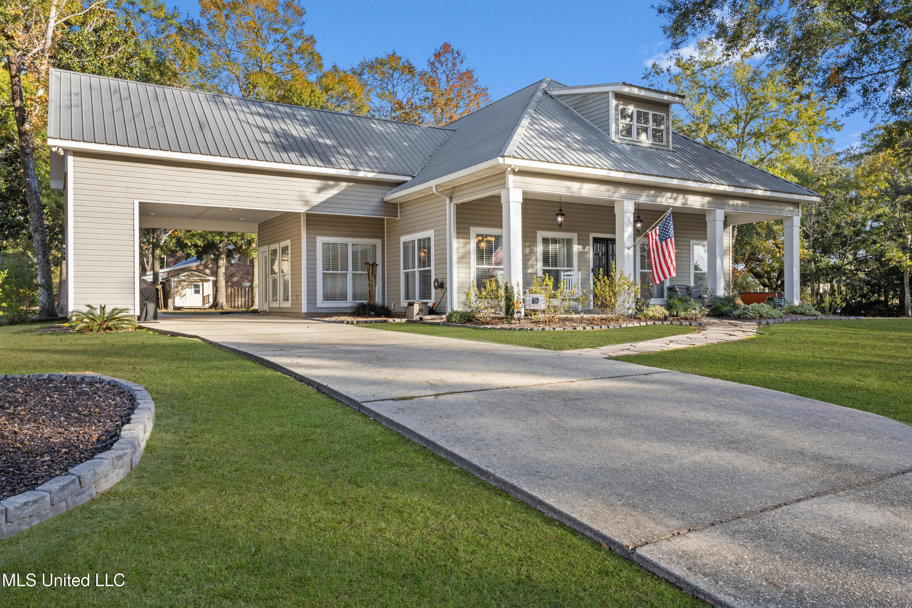 3032 Magnolia Lane, Ocean Springs, Mississippi image 4