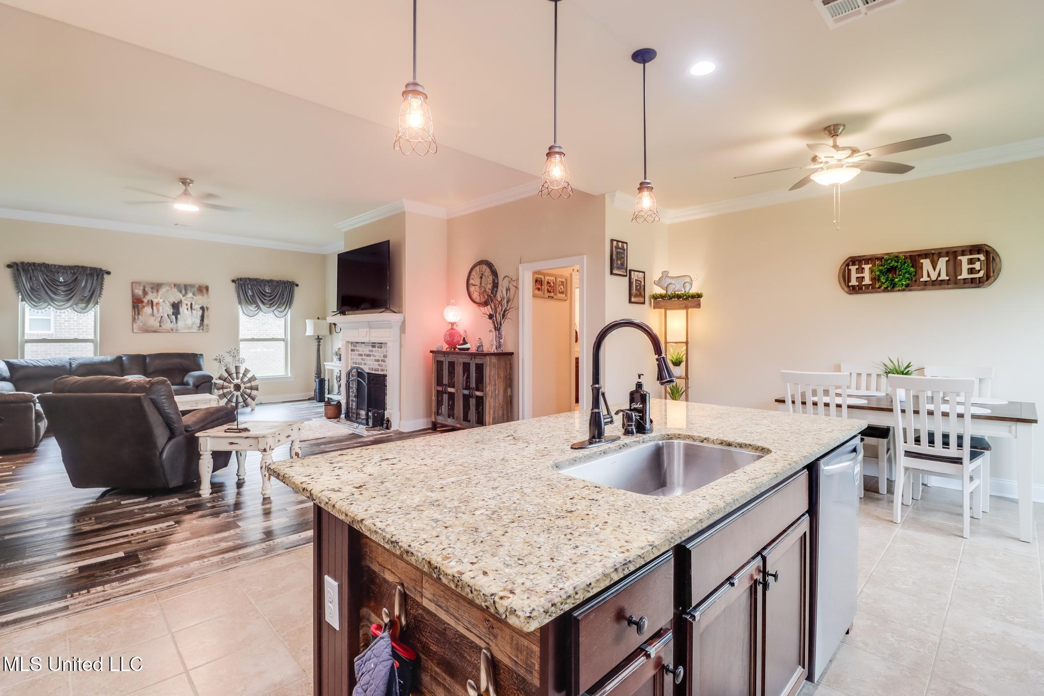 14266 Whippoorwill Road, Gulfport, Mississippi image 11