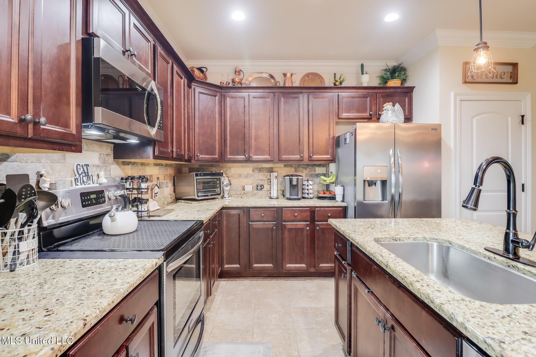 14266 Whippoorwill Road, Gulfport, Mississippi image 12