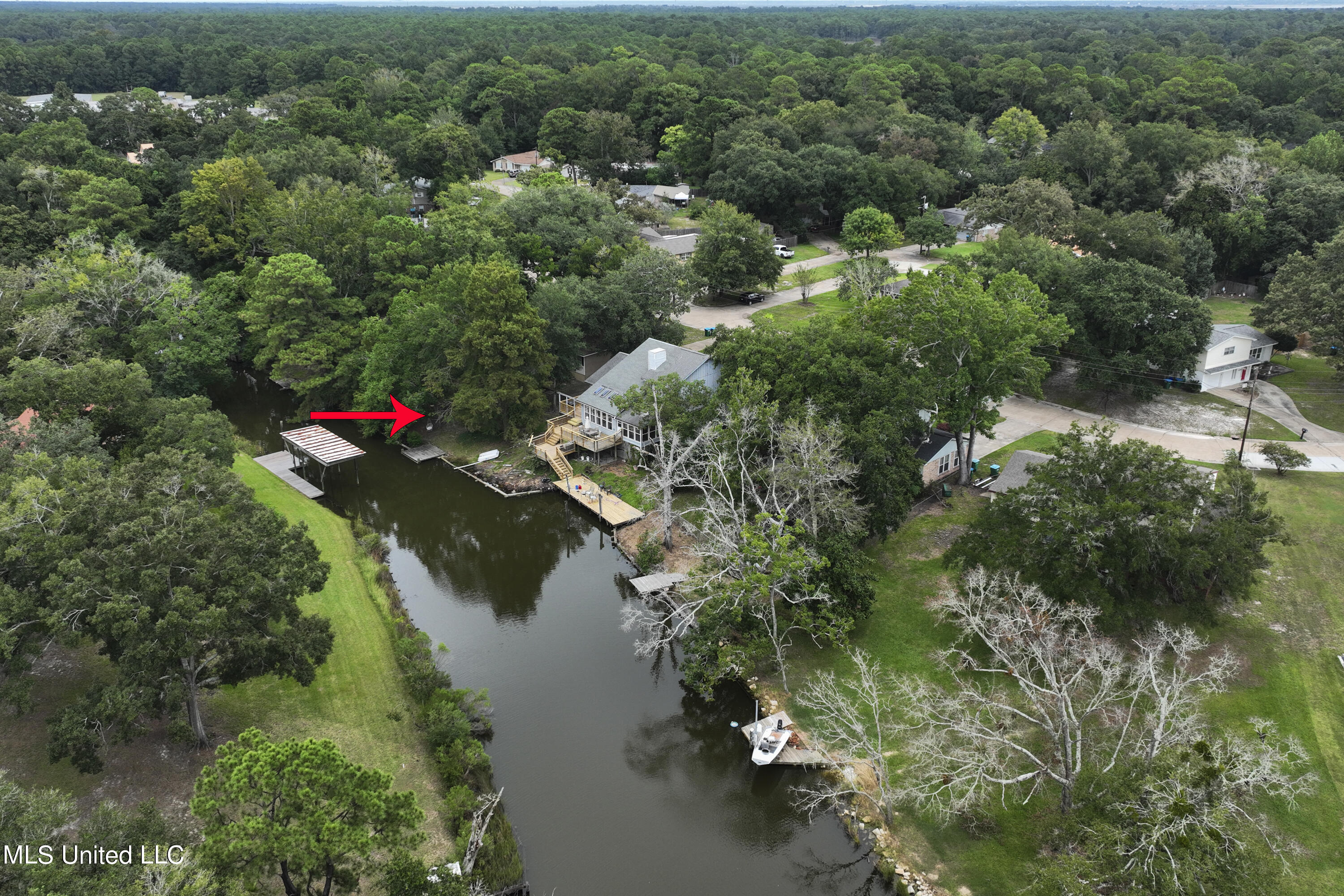 1707 Pat Drive, Gautier, Mississippi image 38