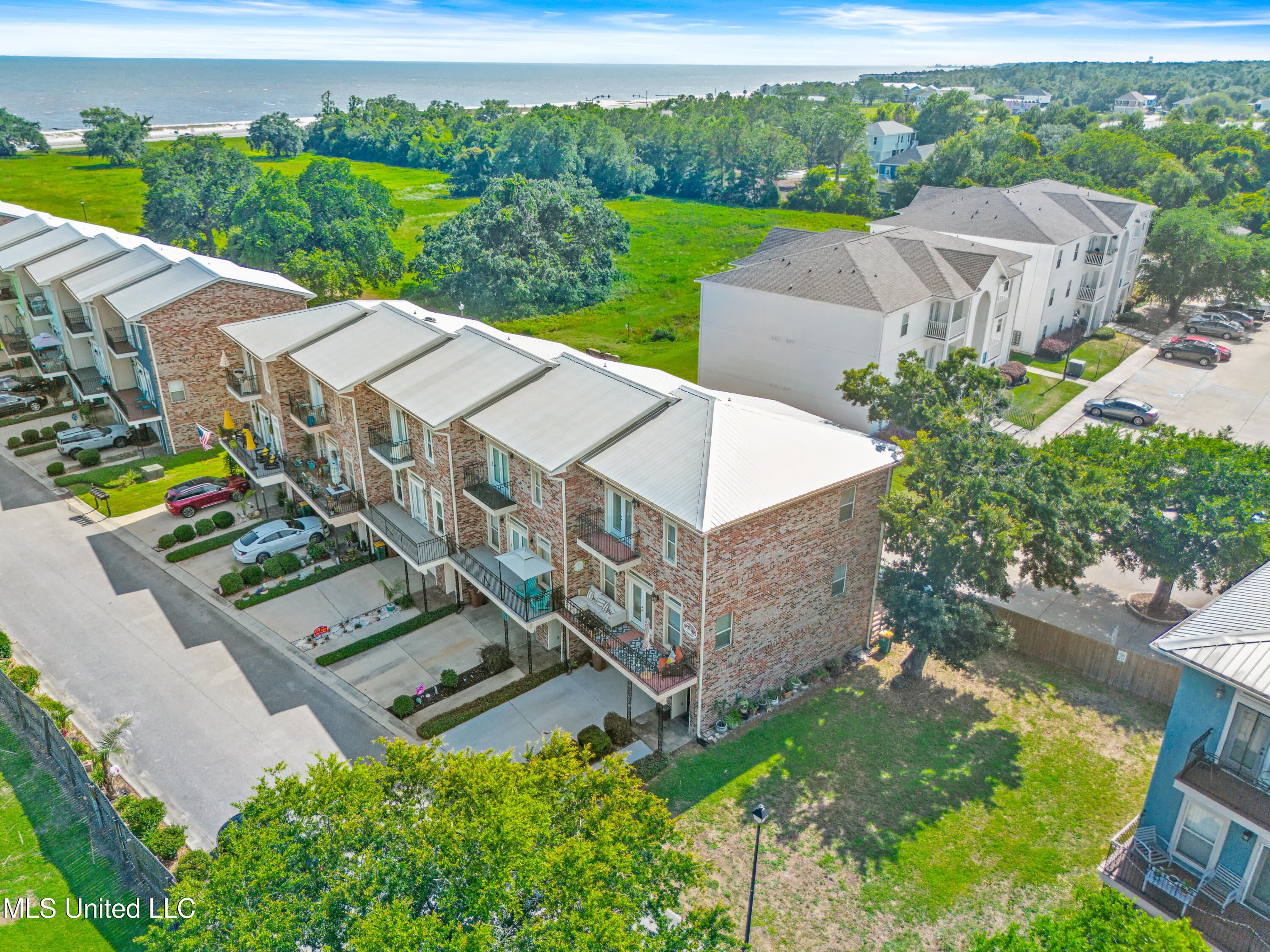 21 Oak Alley Lane, Long Beach, Mississippi image 28