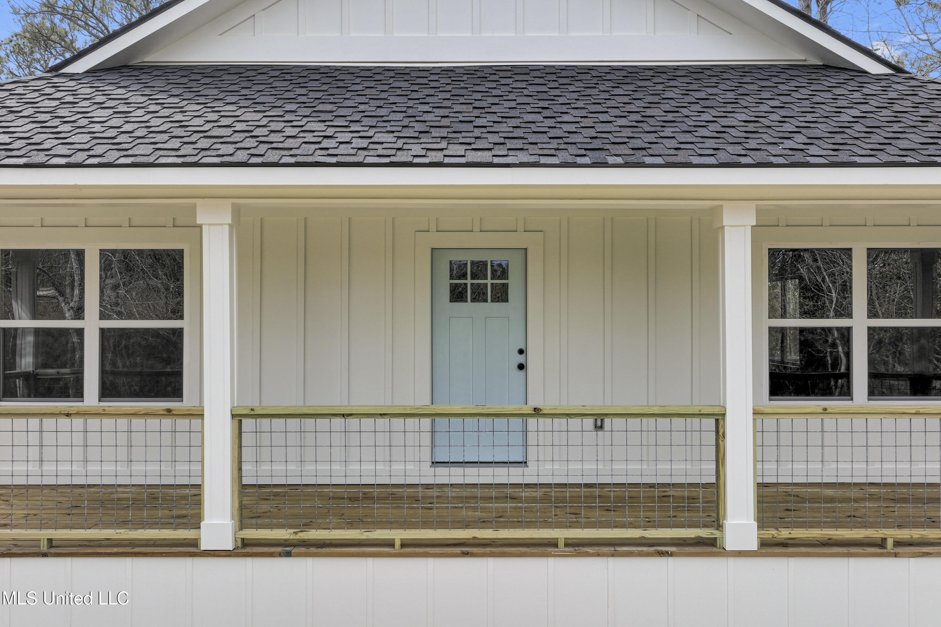 2117 S 7th Street, Ocean Springs, Mississippi image 4