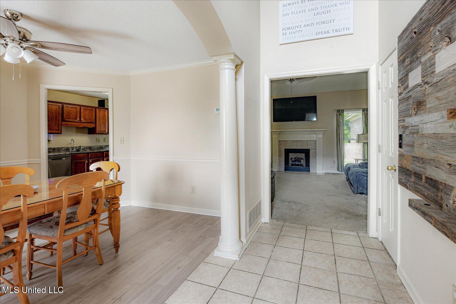 5119 Briarwind Drive, Bartlett, Tennessee image 6