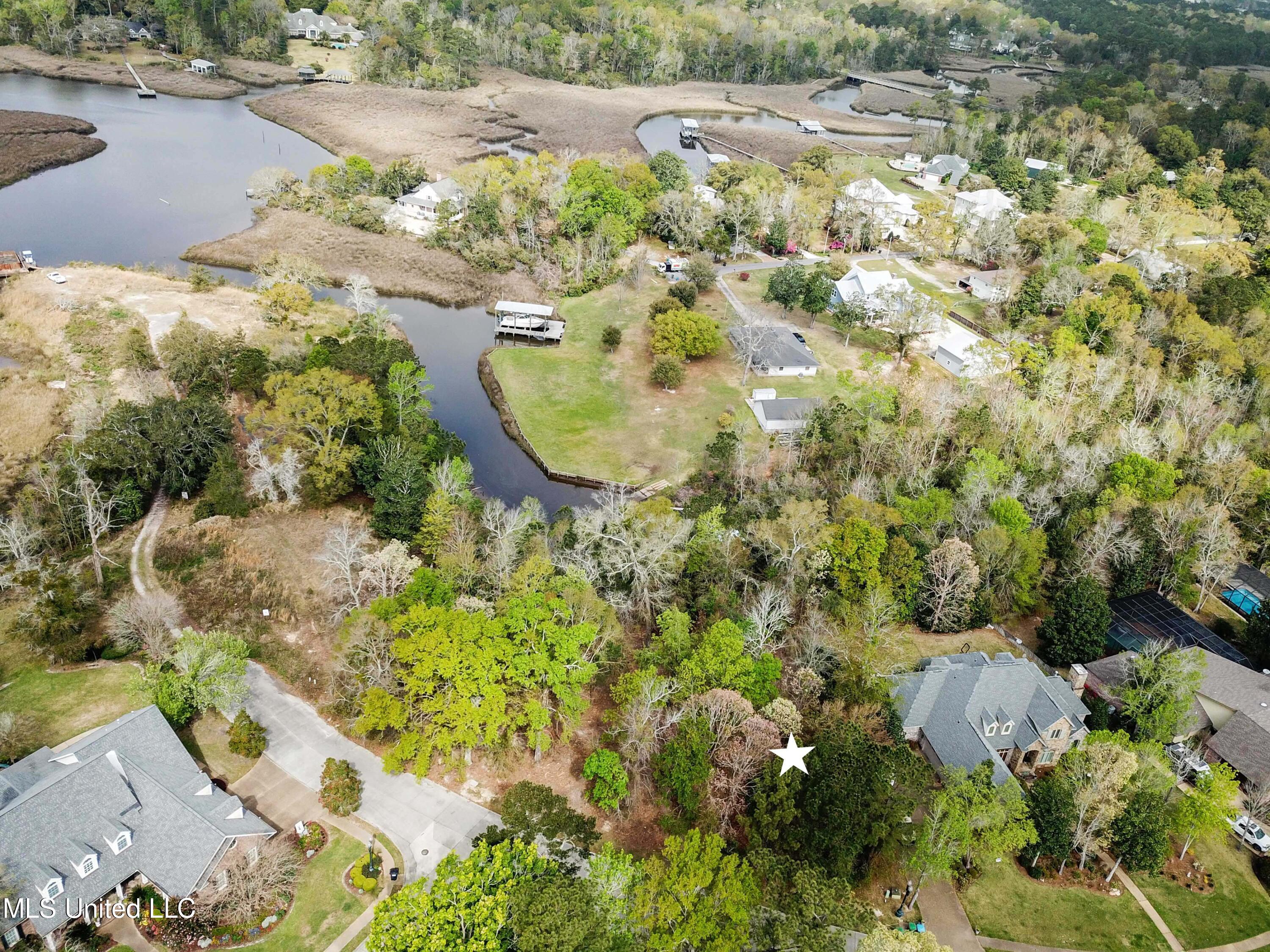 Perryman Road, Ocean Springs, Mississippi image 18