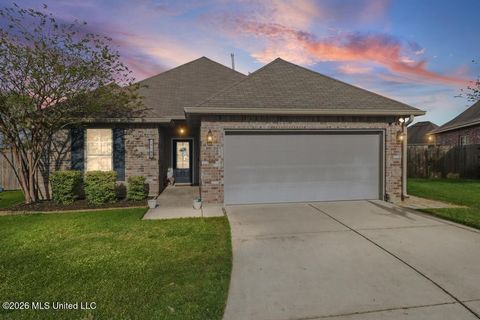 Homes For Sale - 15146 Oberlin Avenue<br/> Harrison County, Gulfport, MS 39503