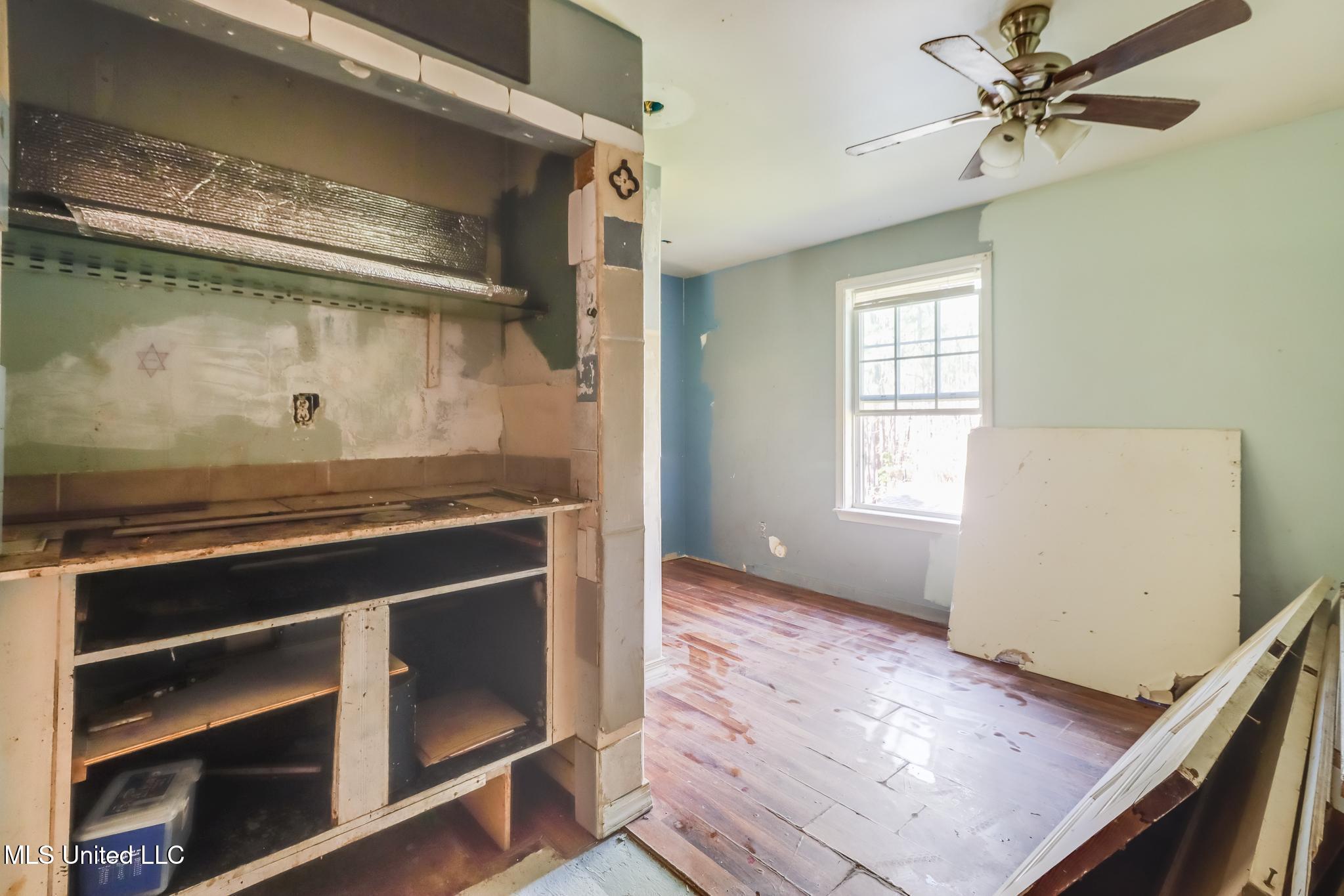 7381 Bayside Drive, Bay Saint Louis, Mississippi image 25