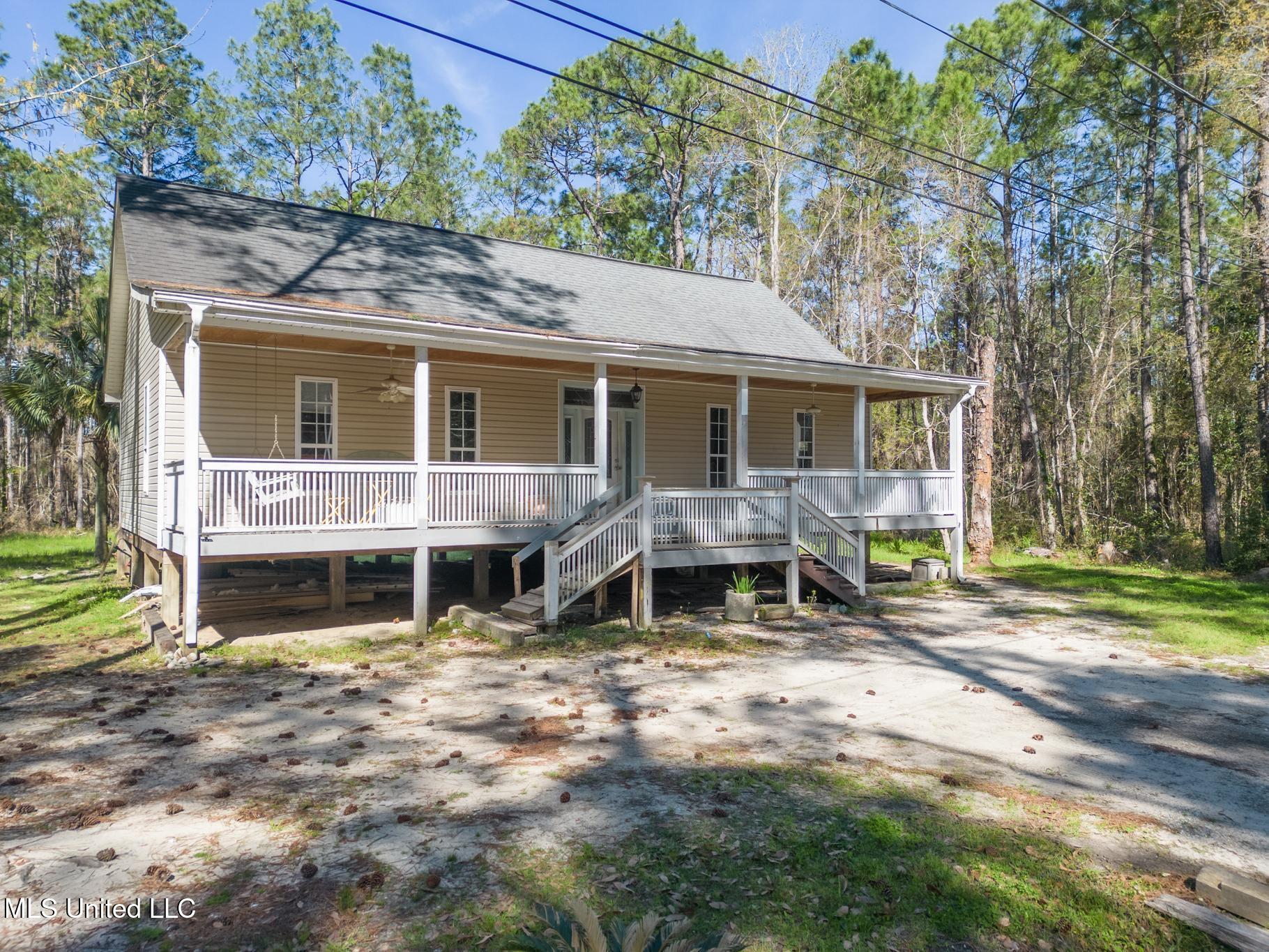 7381 Bayside Drive, Bay Saint Louis, Mississippi image 14