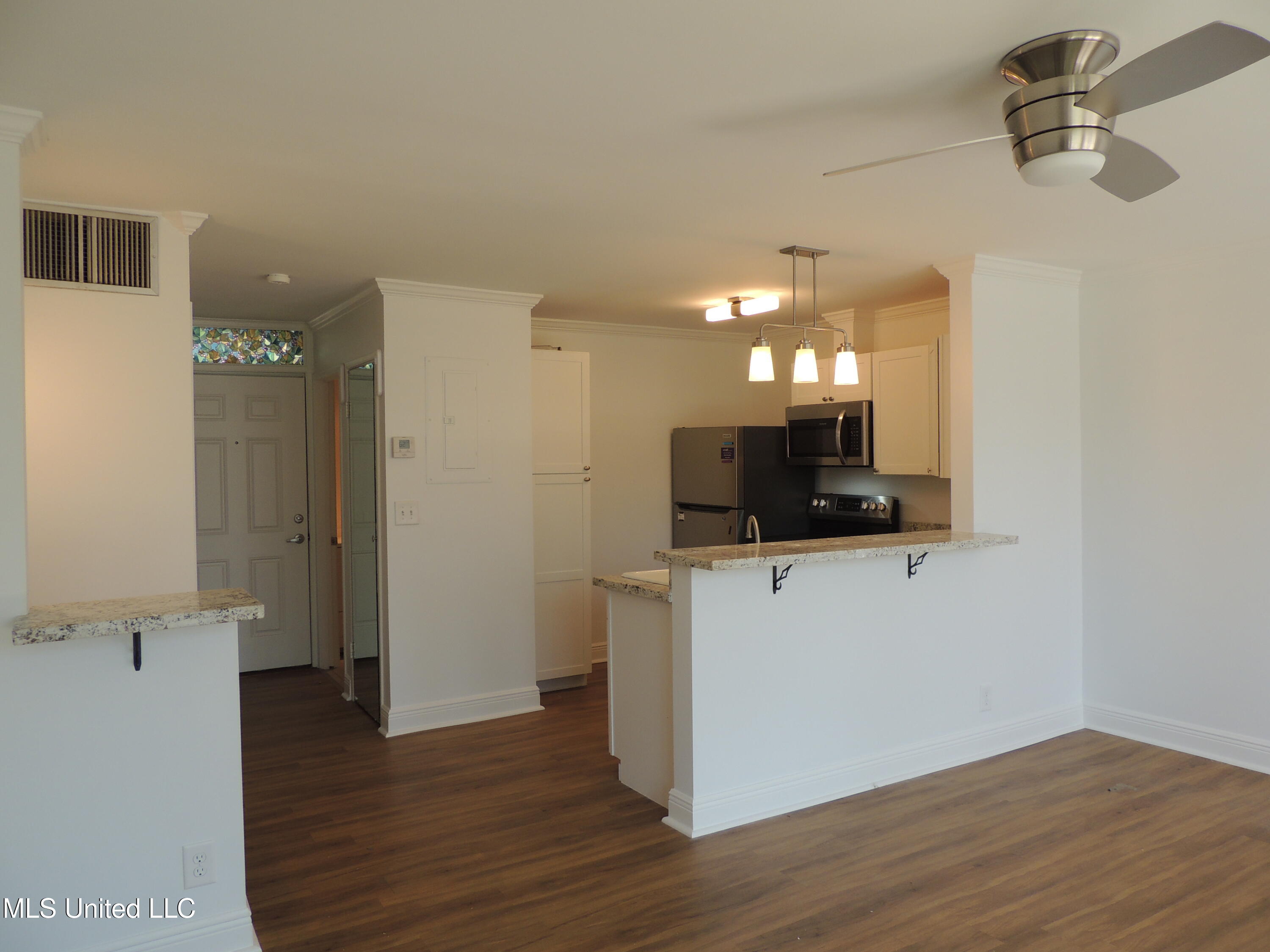 102 Lakeside Villa #A, Diamondhead, Mississippi image 9
