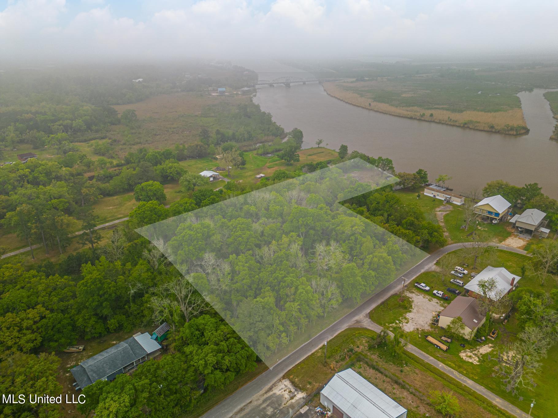 Washington Street, Pearlington, Mississippi image 7