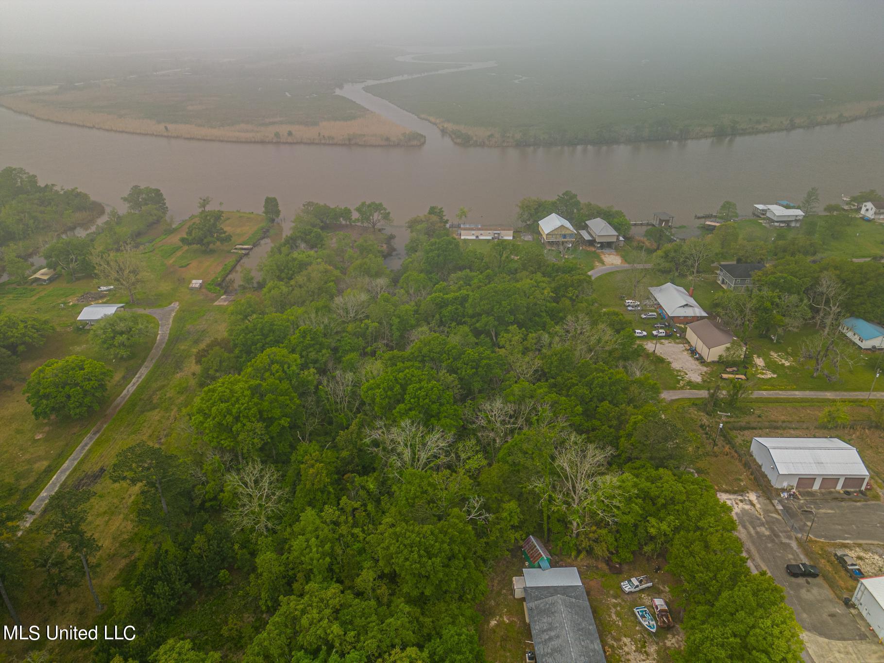 Washington Street, Pearlington, Mississippi image 8