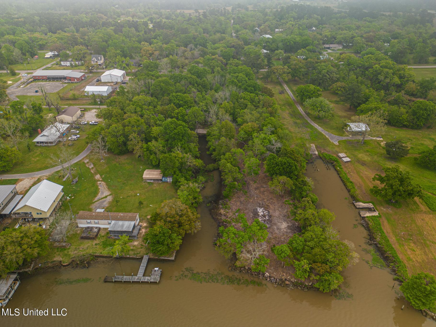 Washington Street, Pearlington, Mississippi image 2