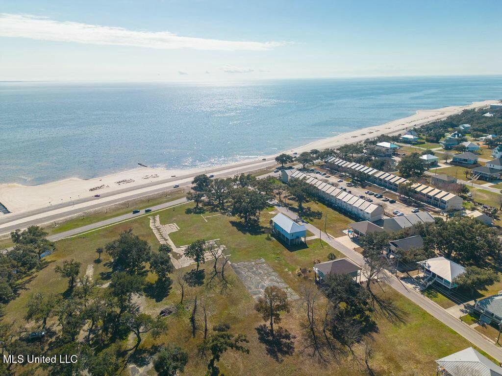 Beach Boulevard, Long Beach, Mississippi image 5