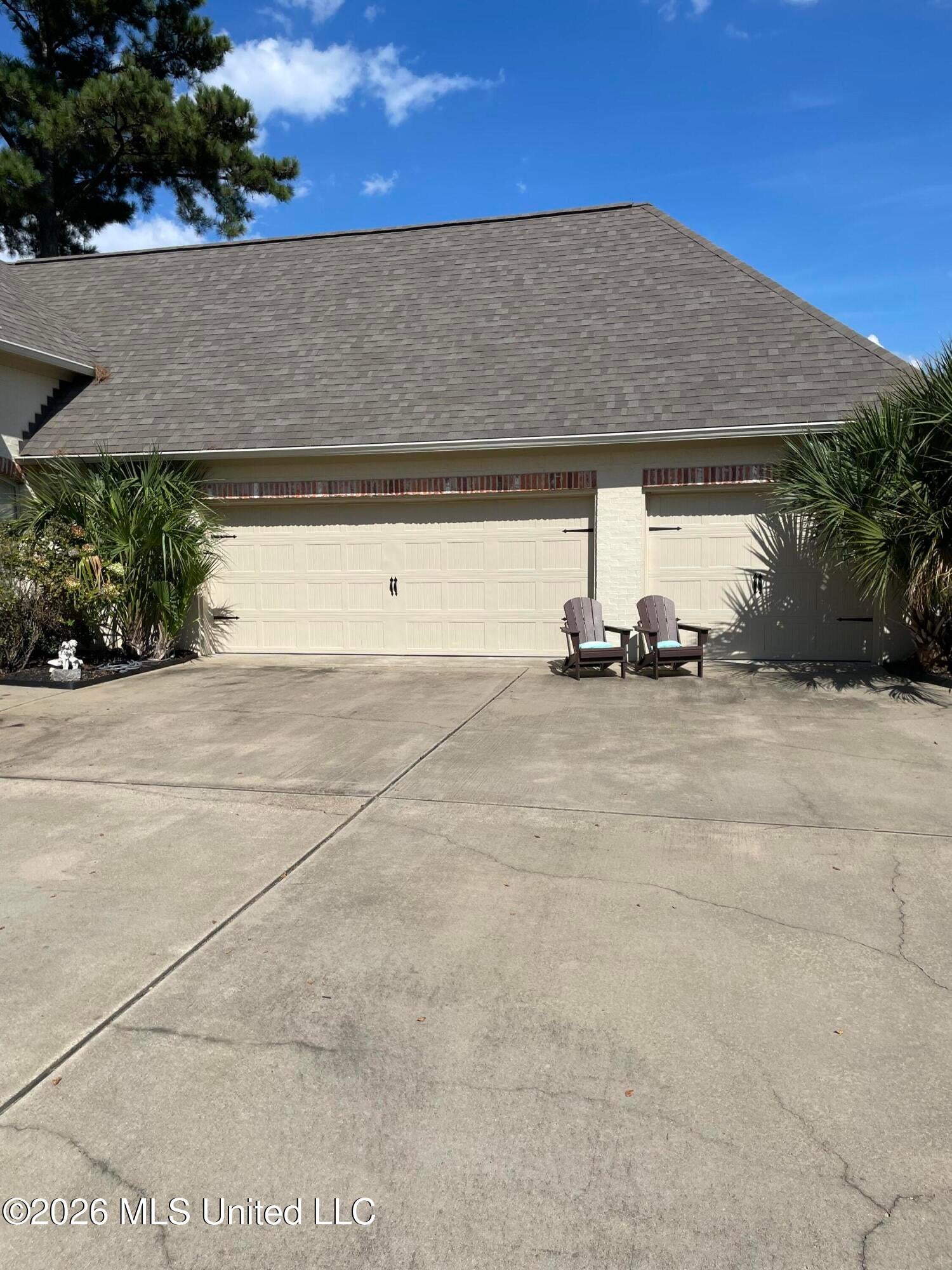 153 Grayhawk Drive