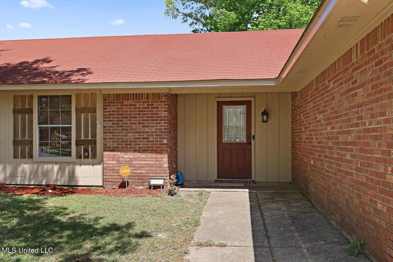 5530 Spencer Drive, Jackson, Mississippi image 3