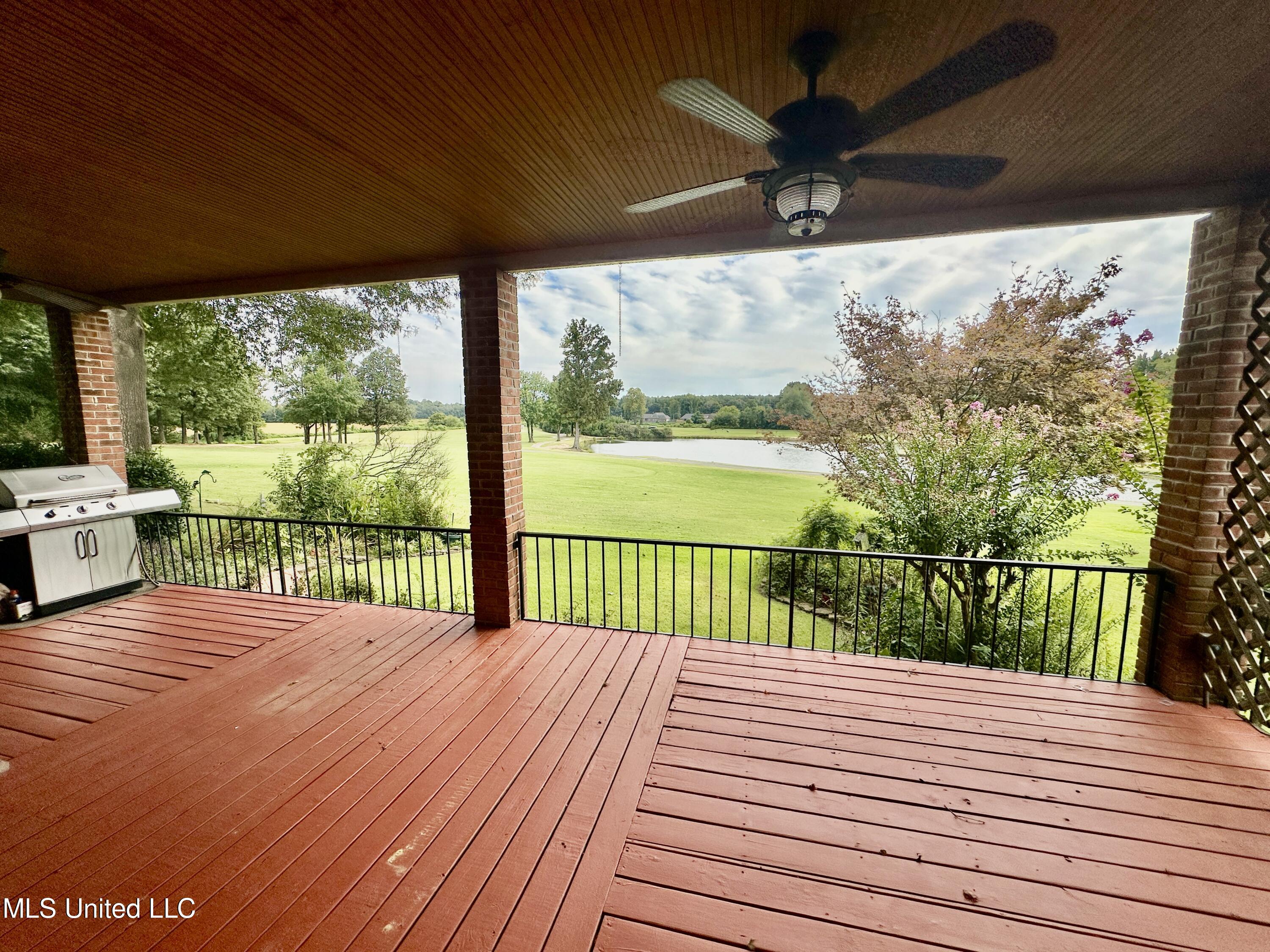 5355 S Masters Drive, Olive Branch, Mississippi image 39