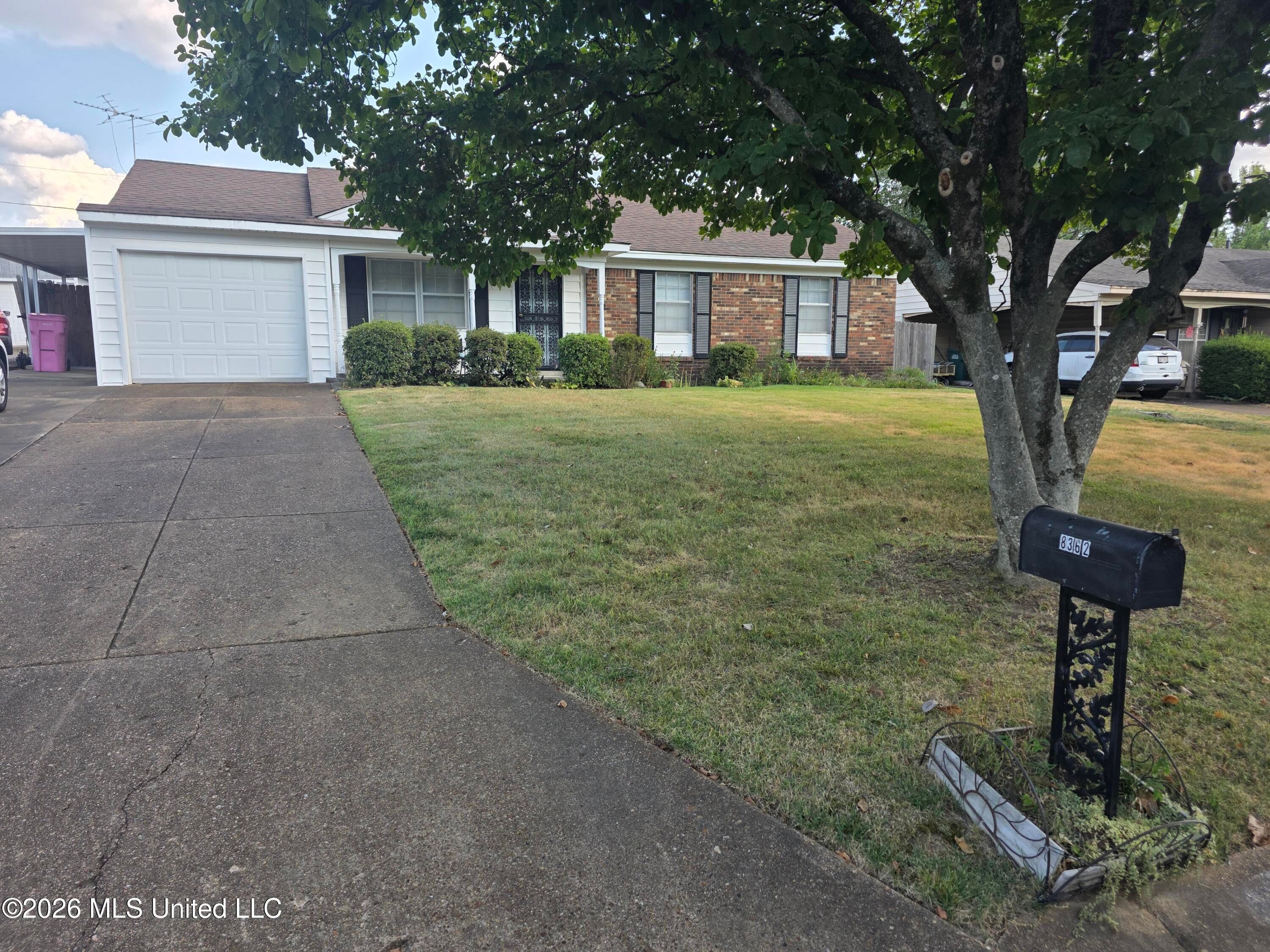 8362 Laurett Cove
