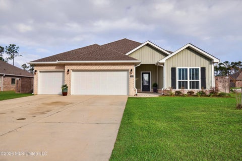 Homes For Sale - 11648 Talla Drive<br/> Ocean Springs, MS 39564