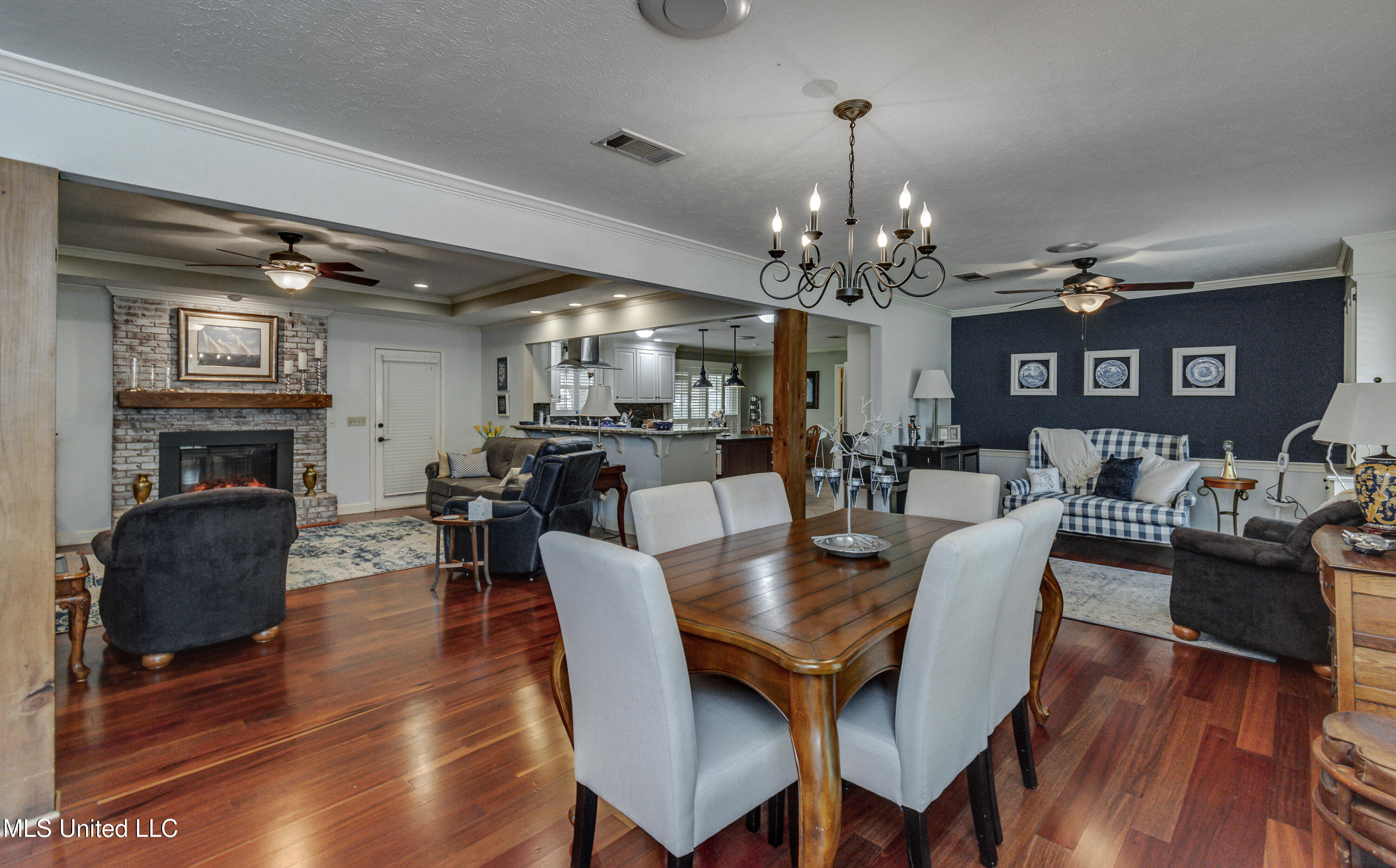 Madison, Mississippi 39110, United States, 3 Bedrooms Bedrooms, ,3 BathroomsBathrooms,Residential,Pending,190020