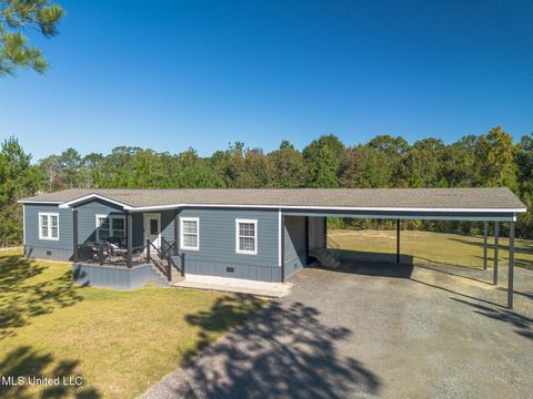 Mobile Home For Sale - 483 Fruitland Park Road<br/> Forrest County, Wiggins, MS 39577