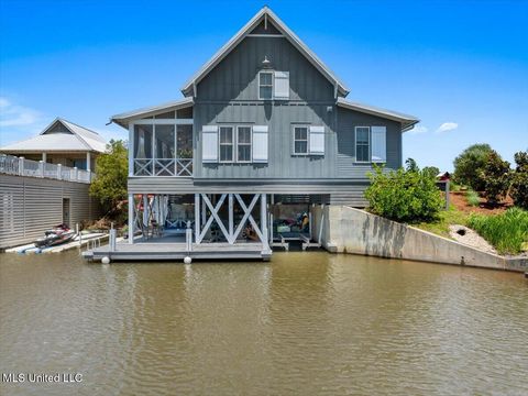 Homes For Sale - 25 Pier Point<br/> Lumberton, MS 39455