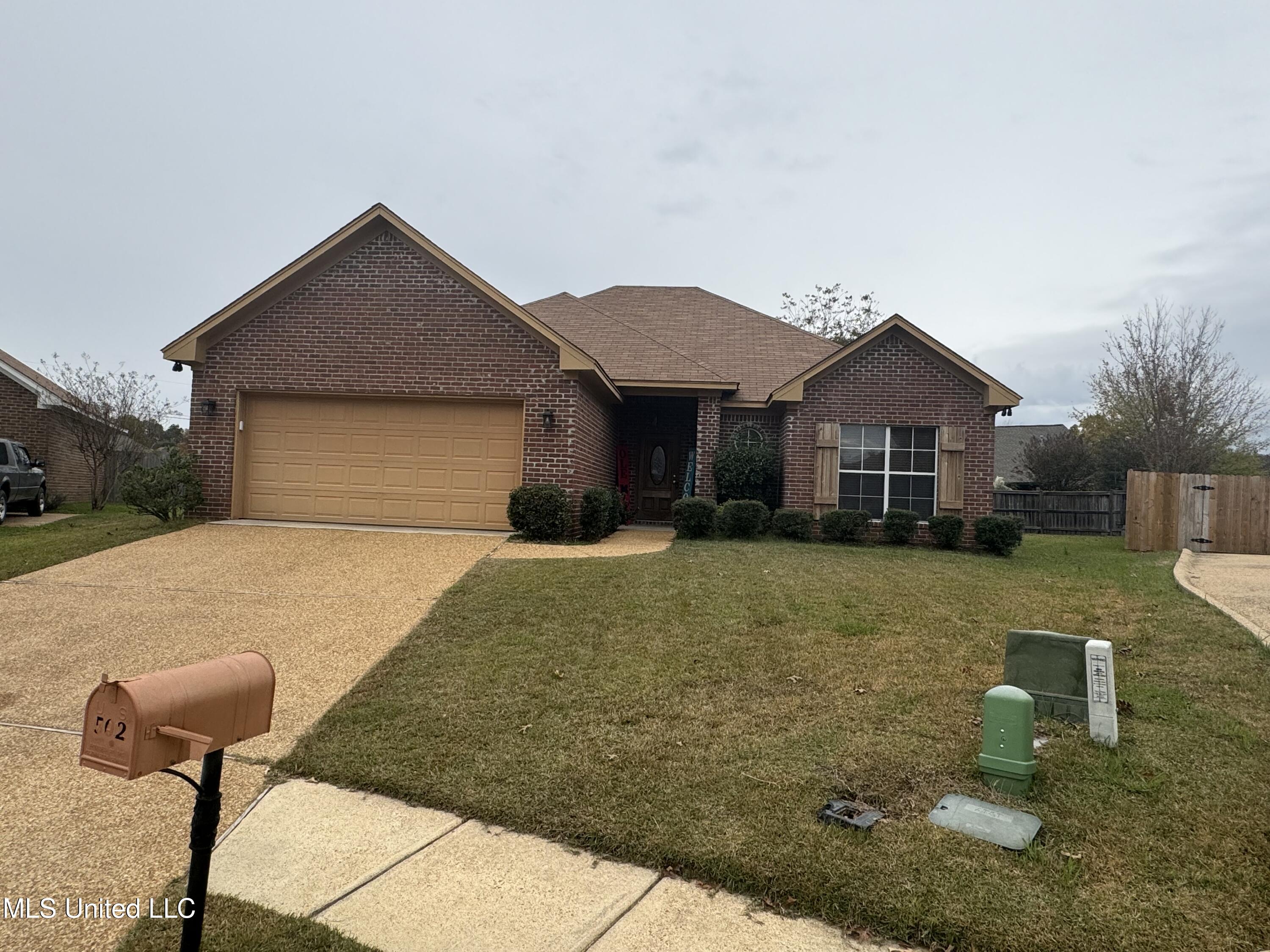 502 Spring Hill Place, Brandon, Mississippi image 1