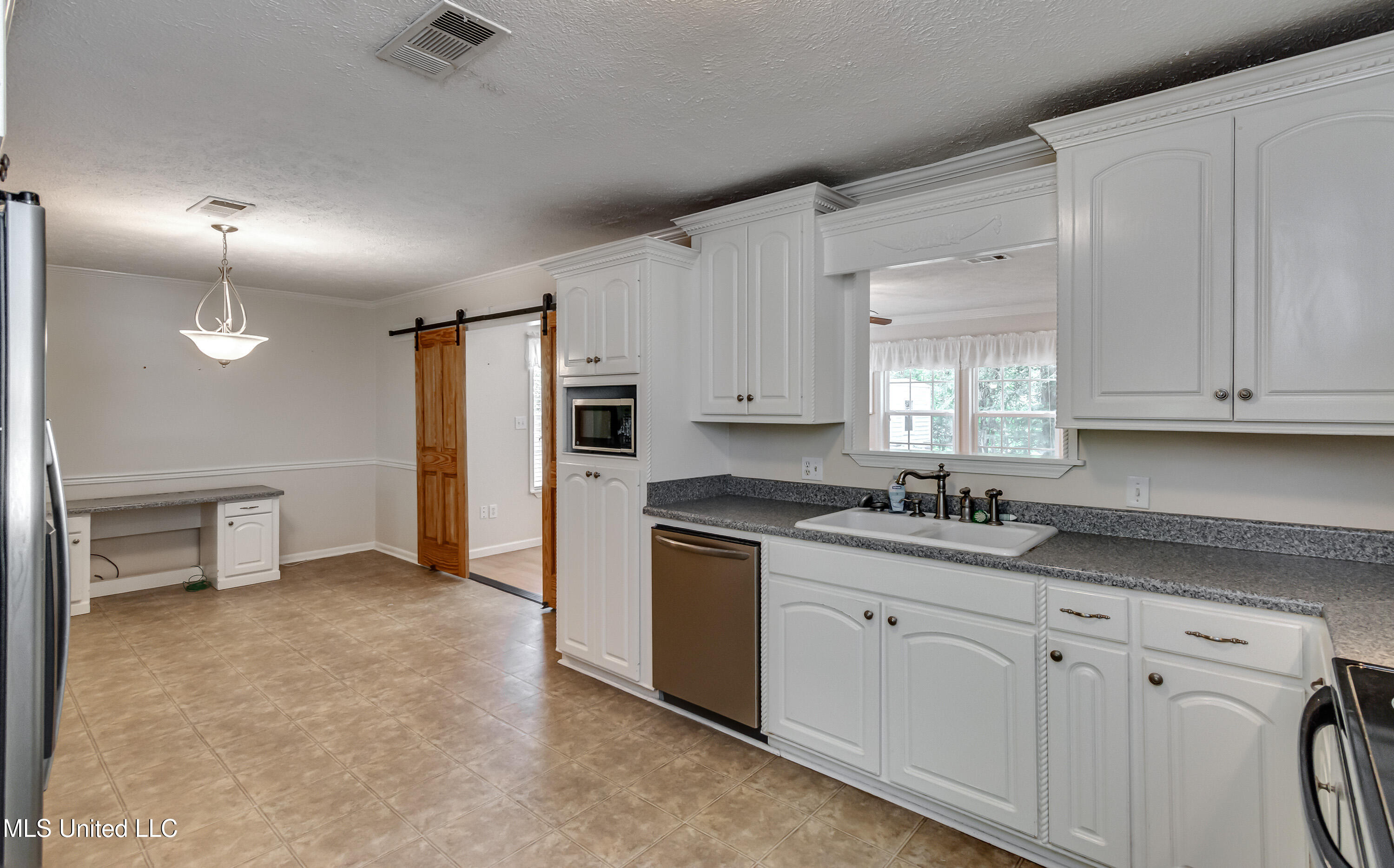 Madison, Mississippi 39110, United States, 3 Bedrooms Bedrooms, ,3 BathroomsBathrooms,Residential,Active,145664