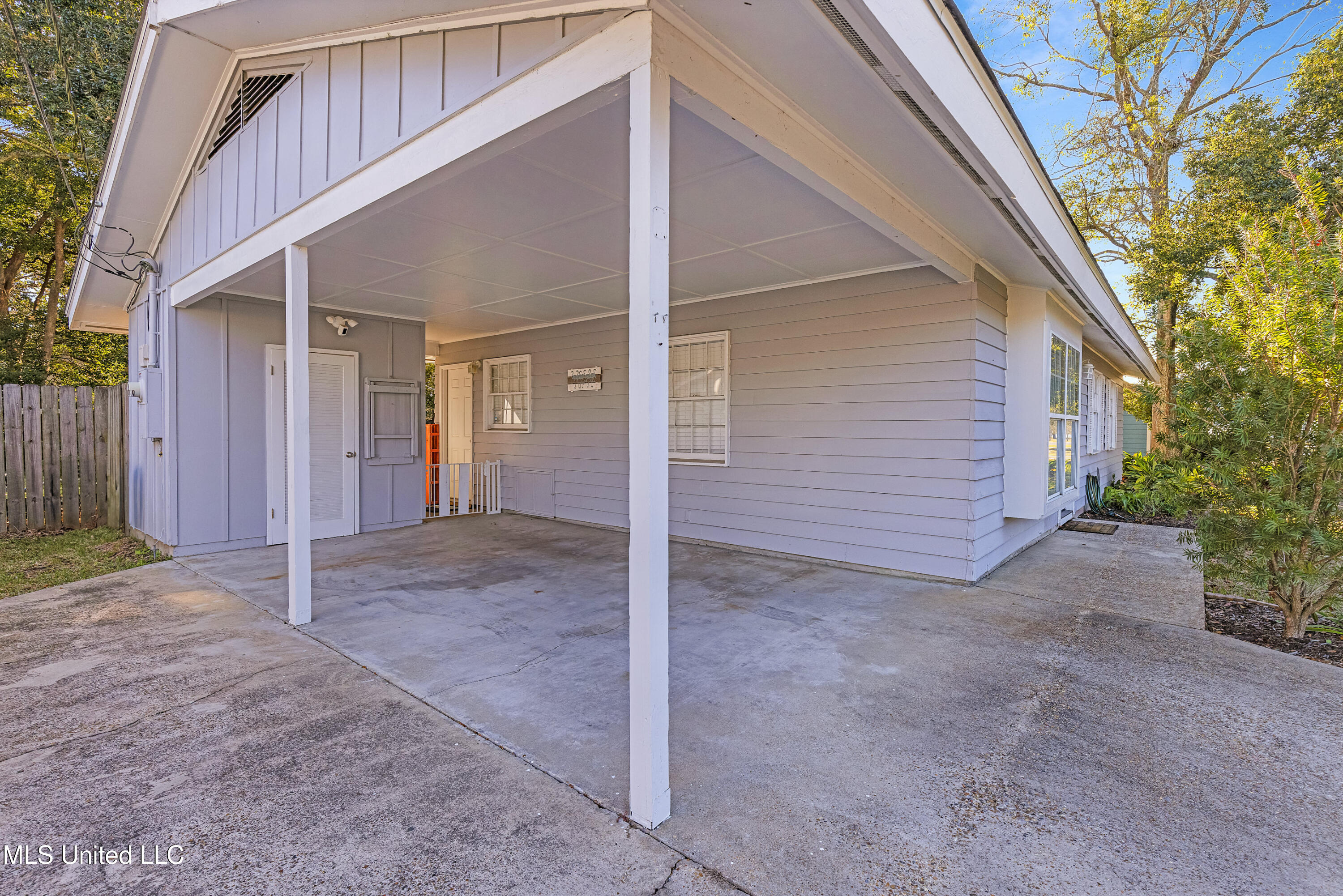 127 Trautman Avenue, Long Beach, Mississippi image 4