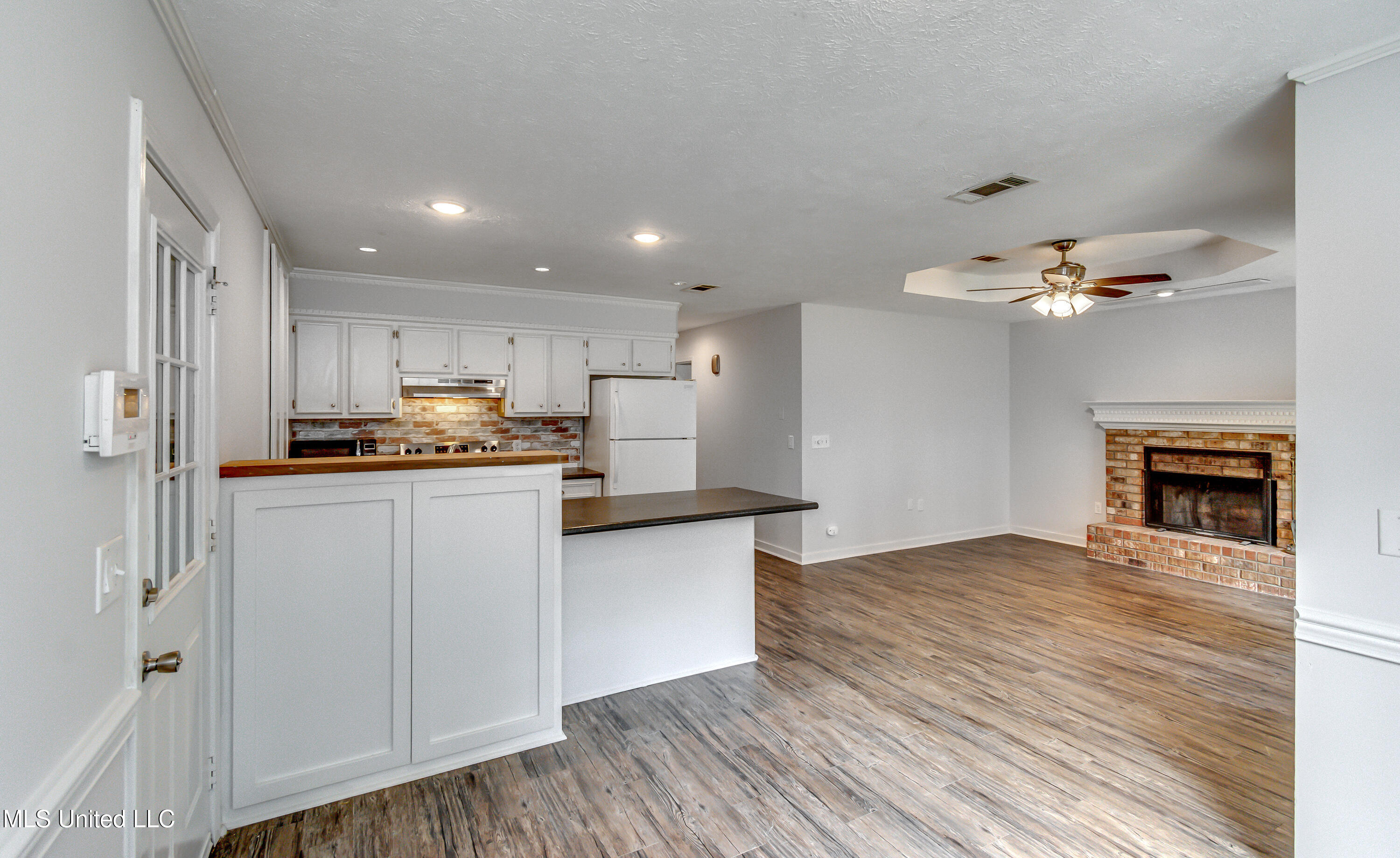 105 Riverbend Drive, Byram, Mississippi image 15